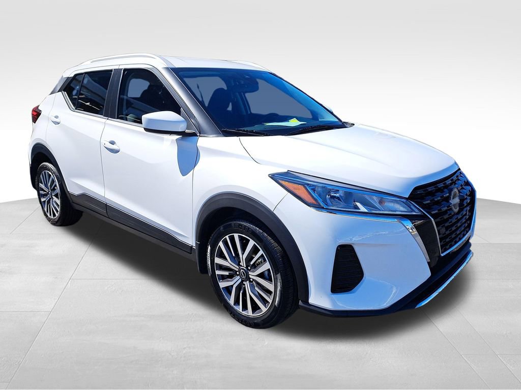 Used 2023 Nissan Kicks SV image 8