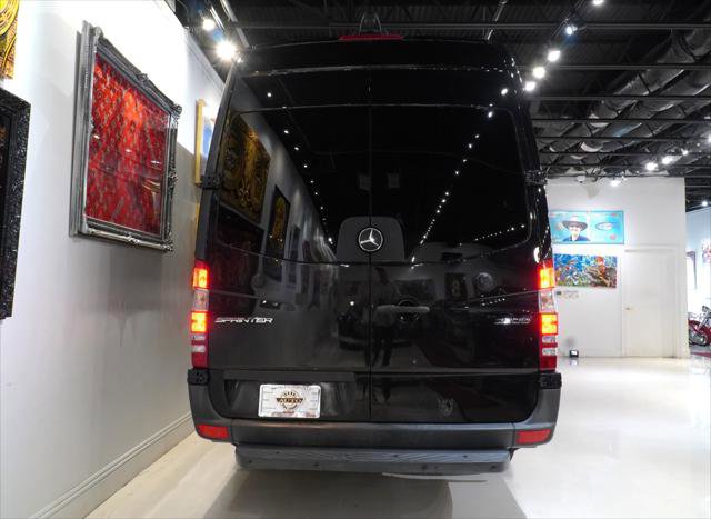 Used 2018 Mercedes-Benz Sprinter 2500 image 5