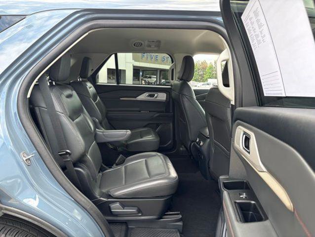 Certified 2025 Ford Explorer Active w/ Active Comfort Package RWD image 25