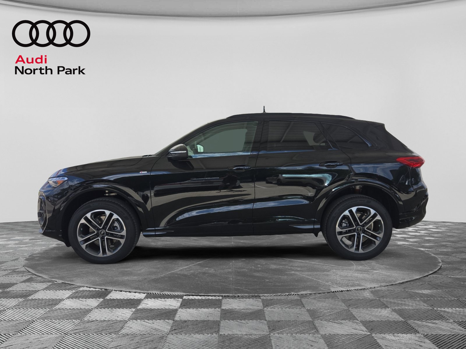 New 2026 Audi Q5 2.0T AWD/4WD image 2