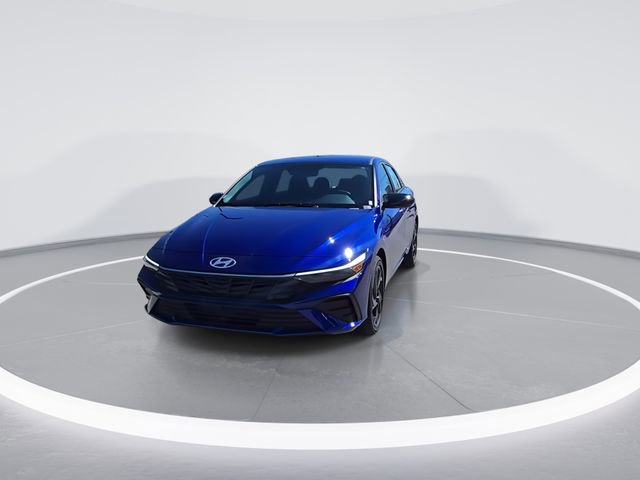 New 2026 Hyundai Elantra Sport image 3