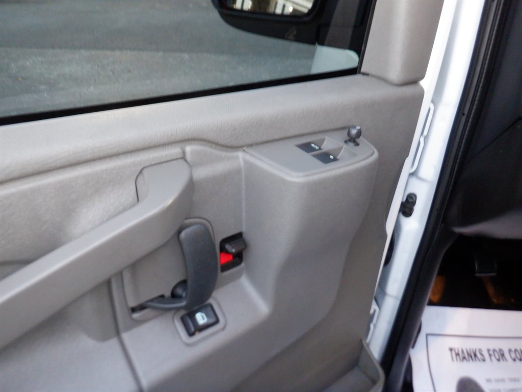 Used 2023 Chevrolet Express 2500 Hvac BIN Package w/ Driver Convenience Package image 15