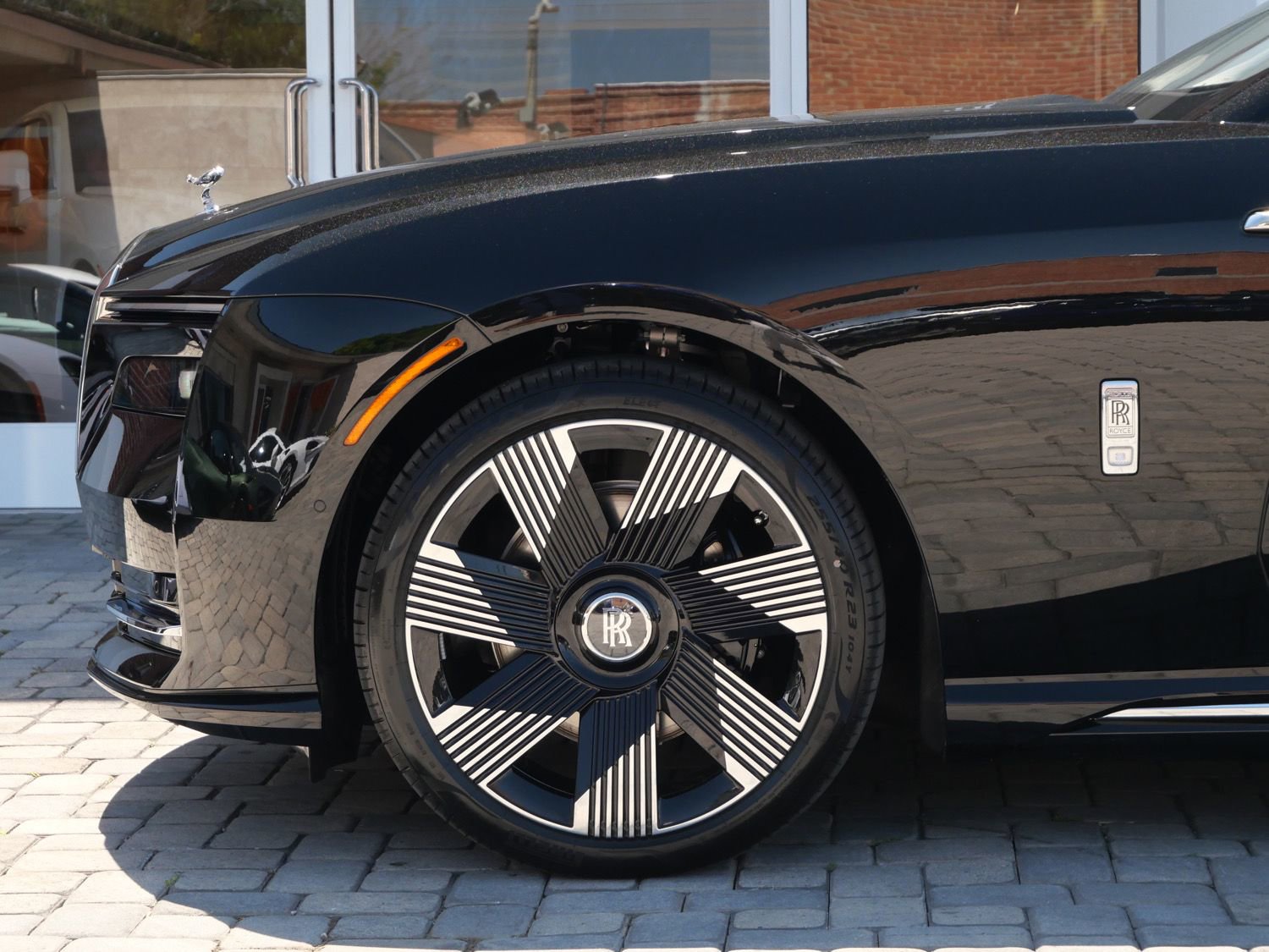 Used 2024 Rolls-Royce Spectre w/ Spectre Launch Package AWD/4WD image 12