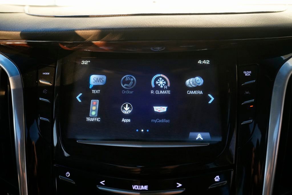 Used 2020 Cadillac Escalade Luxury AWD/4WD image 54