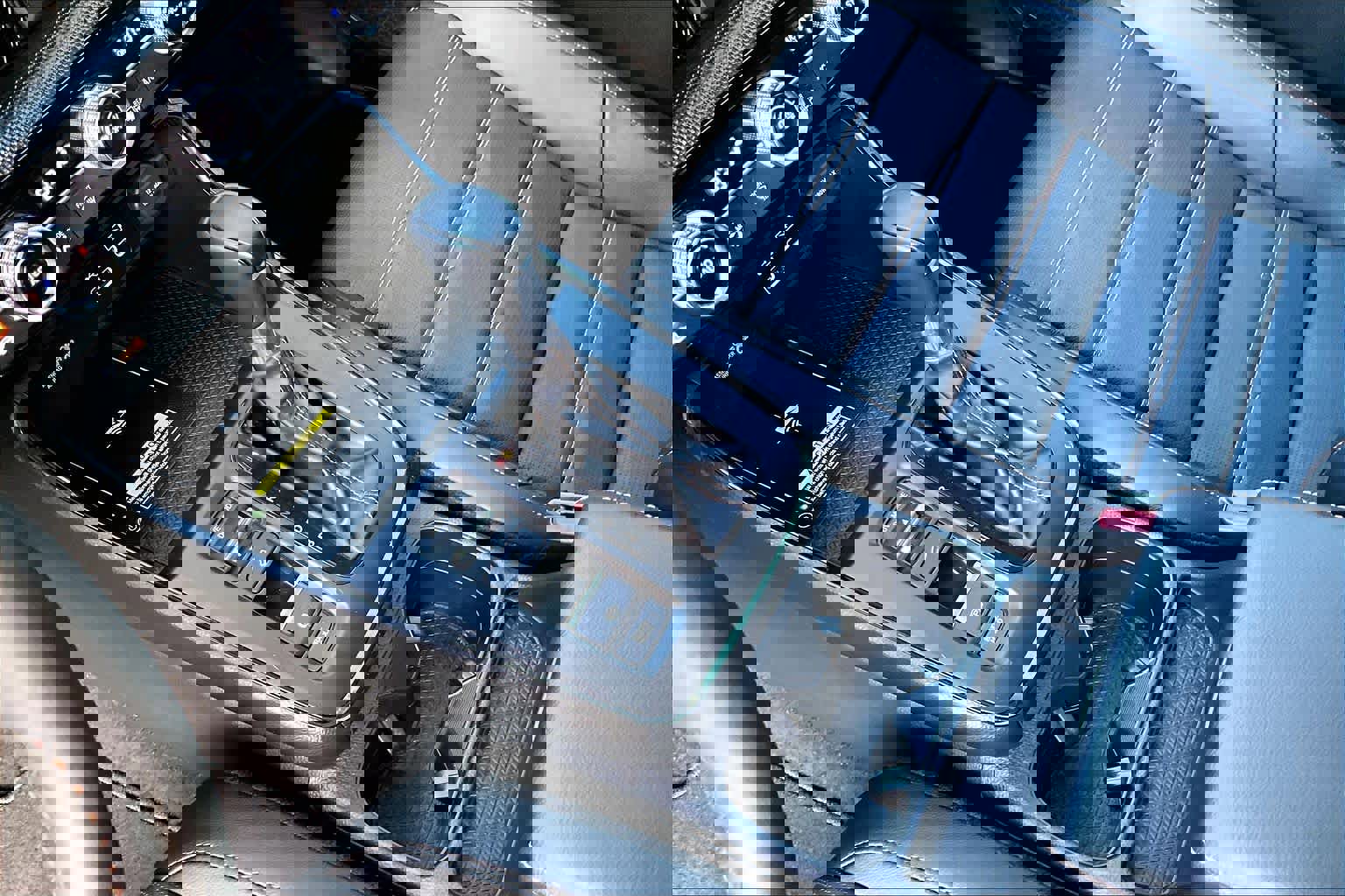 Used 2025 Honda CR-V Sport Touring image 17