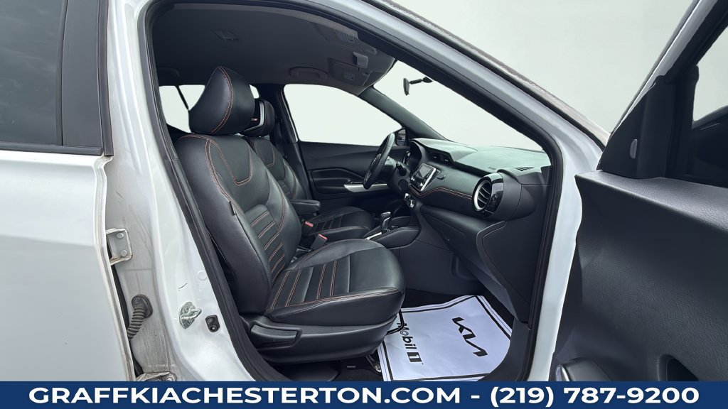 Used 2018 Nissan Kicks SR FWD image 35