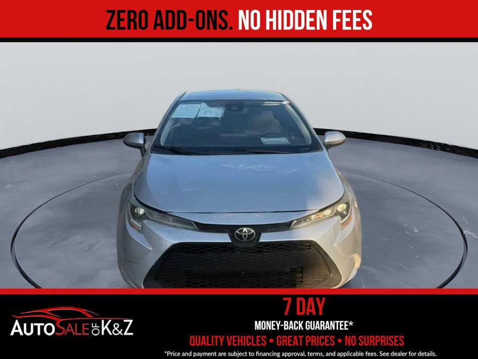 Used 2022 Toyota Corolla LE w/ Carpet Mat Package (TMS) FWD image 3