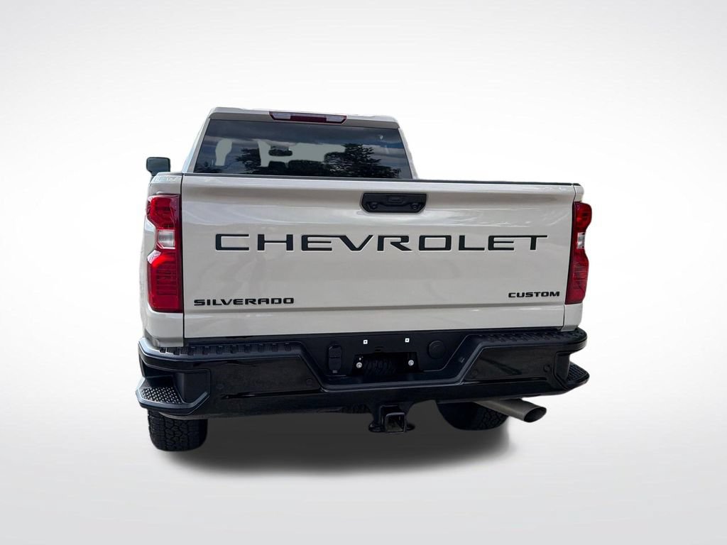 Used 2026 Chevrolet Silverado 2500 Custom w/ Custom Value Package AWD/4WD image 5