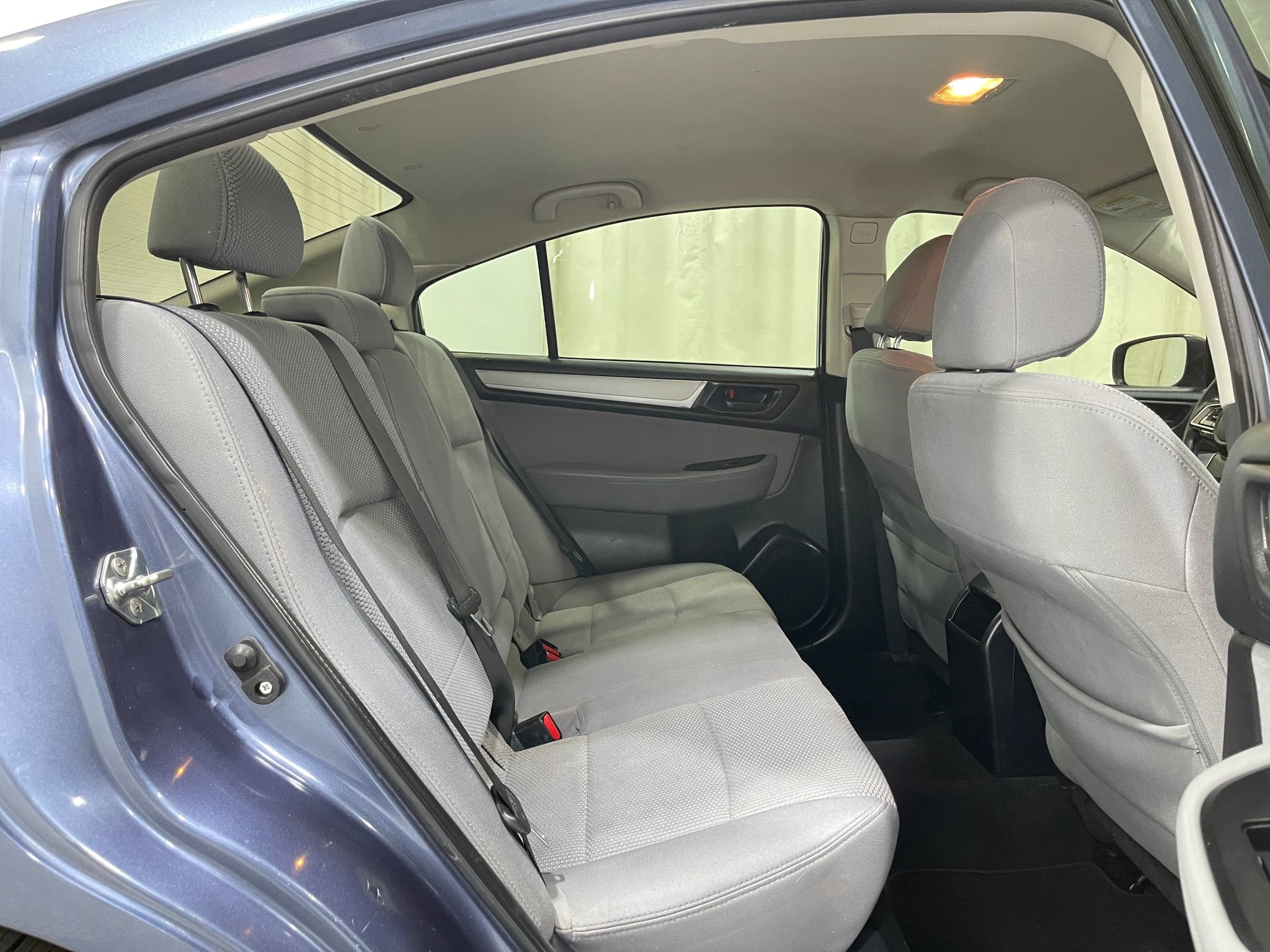 Used 2018 Subaru Legacy 2.5i AWD/4WD image 28