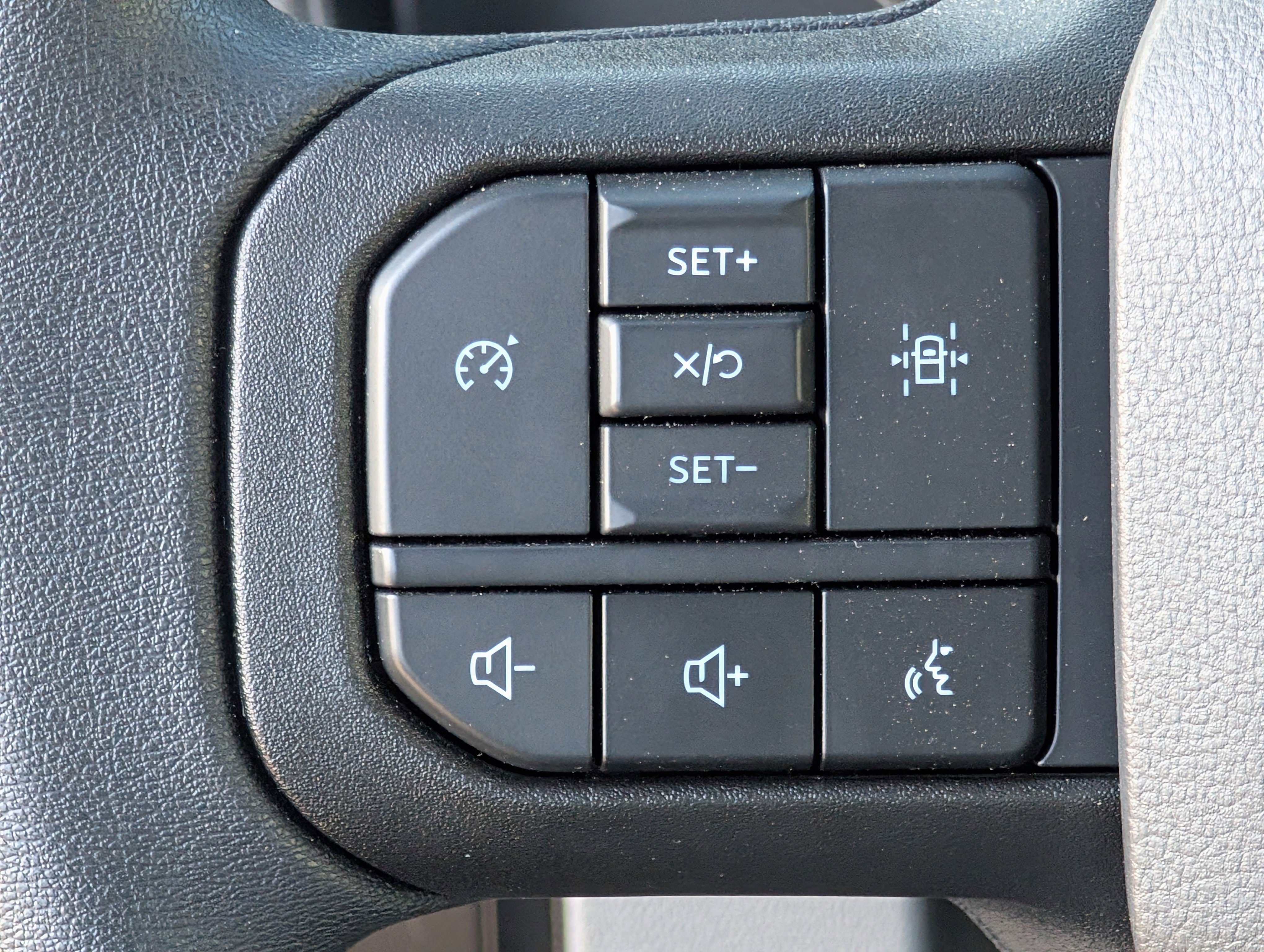 New 2023 Ford F550 4x4 SuperCab Super Duty image 13