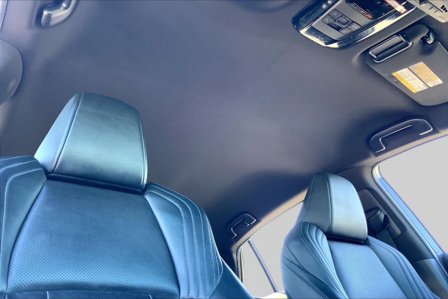 Used 2021 Toyota Venza Limited AWD/4WD image 14