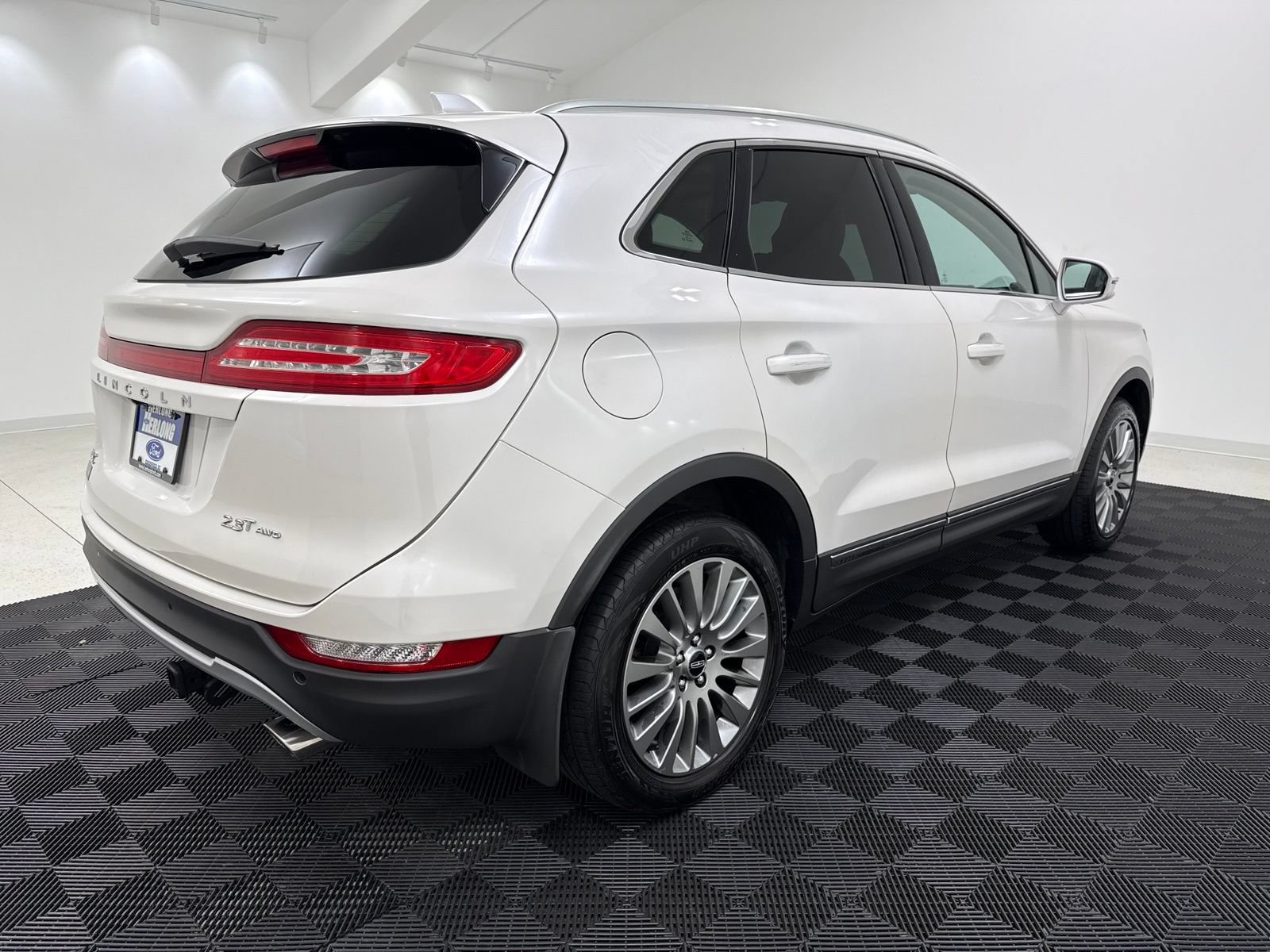 Used 2017 Lincoln MKC Reserve w/ Lincoln MKC Climate Package AWD/4WD image 8