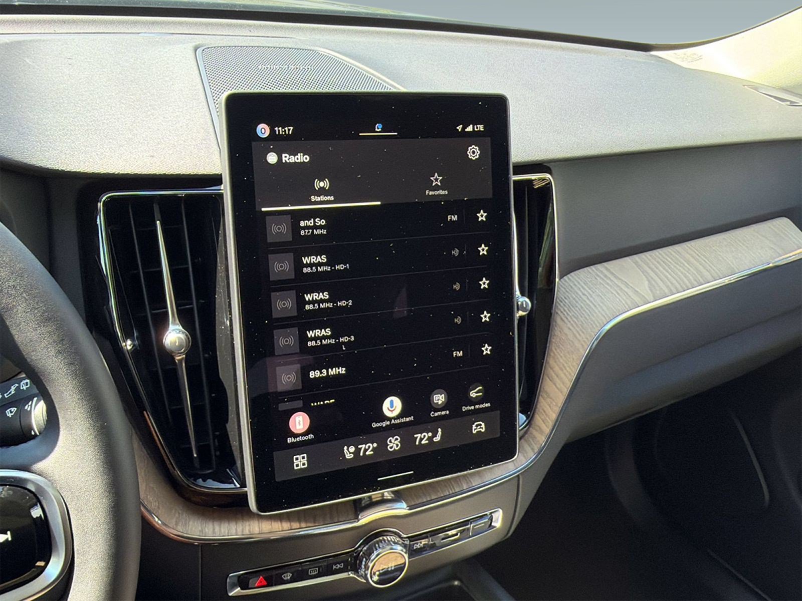 New 2027 Volvo XC60 B5 Plus AWD/4WD image 20