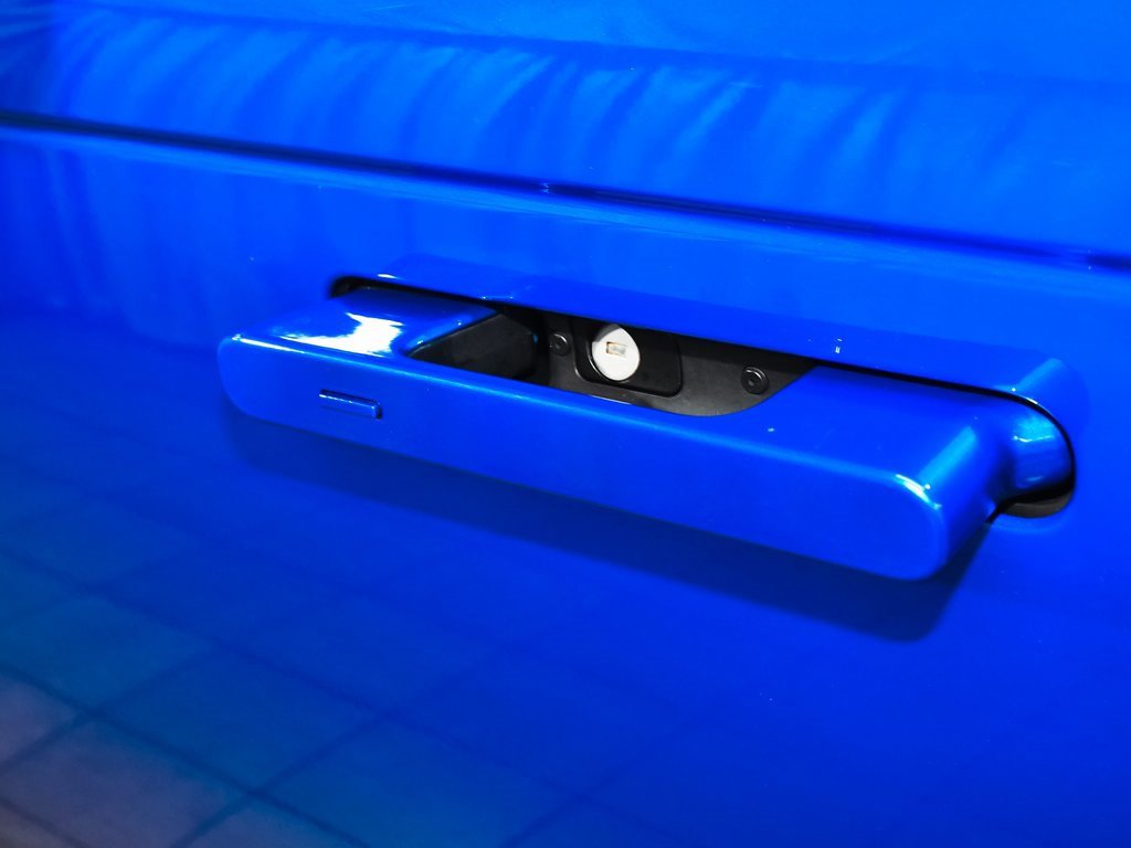 Used 2024 Land Rover Range Rover Autobiography image 12