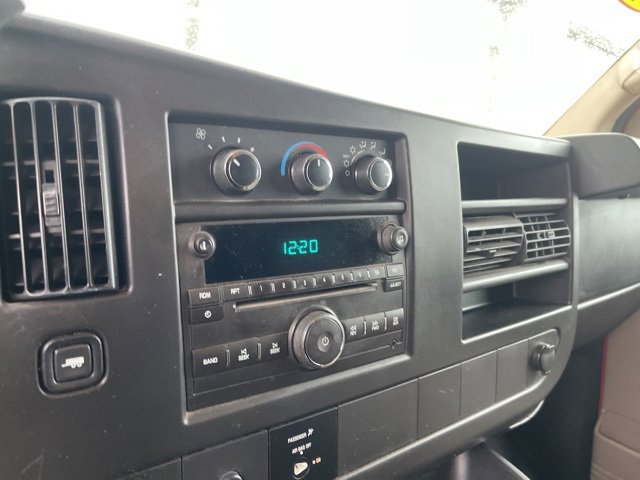 Used 2014 Chevrolet Express 3500 Work Van image 15