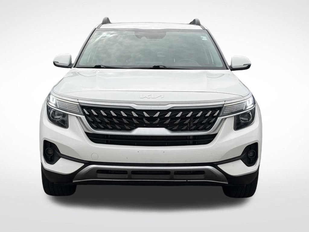 Used 2022 Kia Seltos Nightfall Edition AWD/4WD image 3