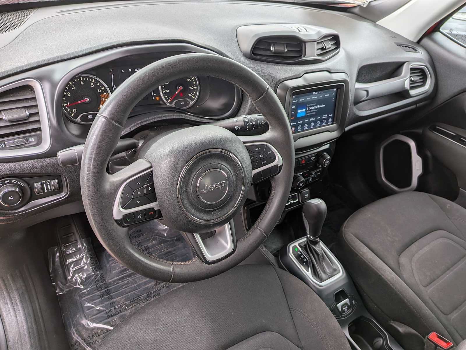 Certified 2020 Jeep Renegade Latitude FWD image 2
