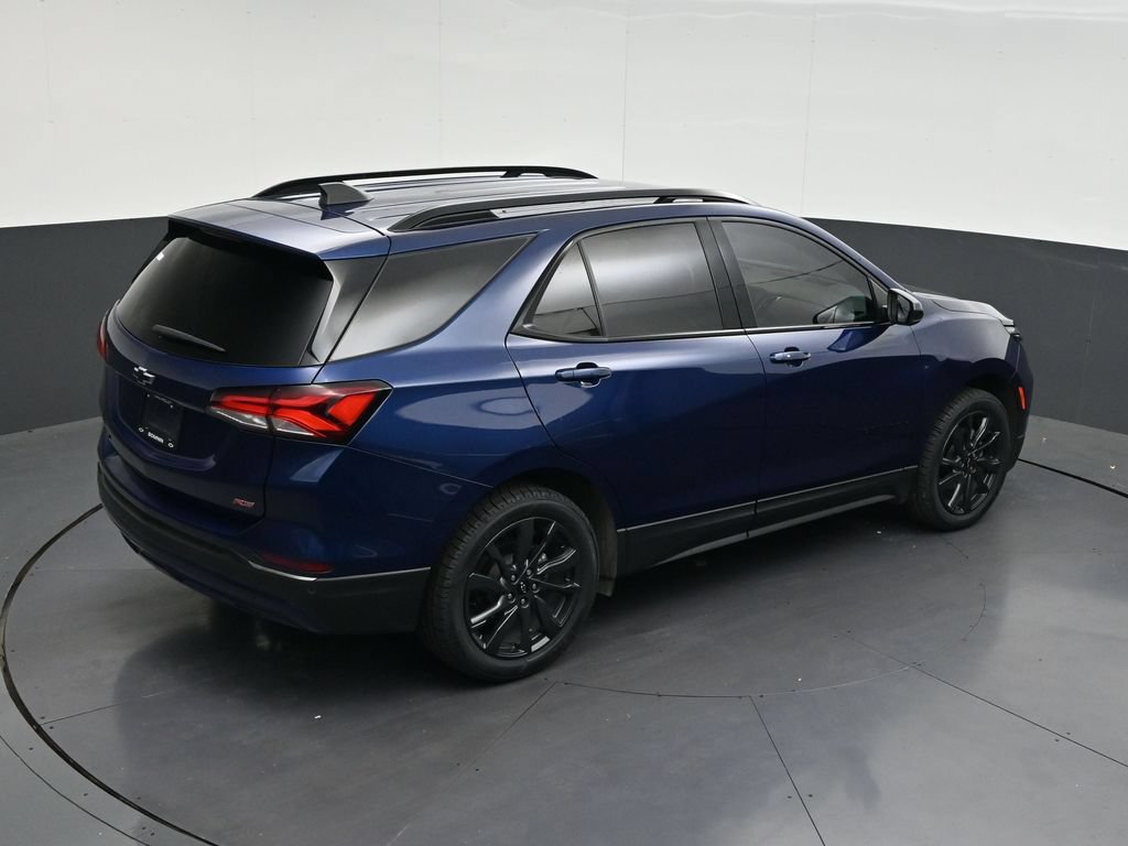 Used 2023 Chevrolet Equinox RS FWD image 25