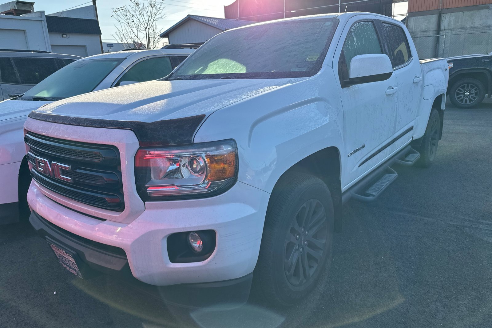Used 2020 GMC Canyon SLE w/ Driver Alert Package image 4