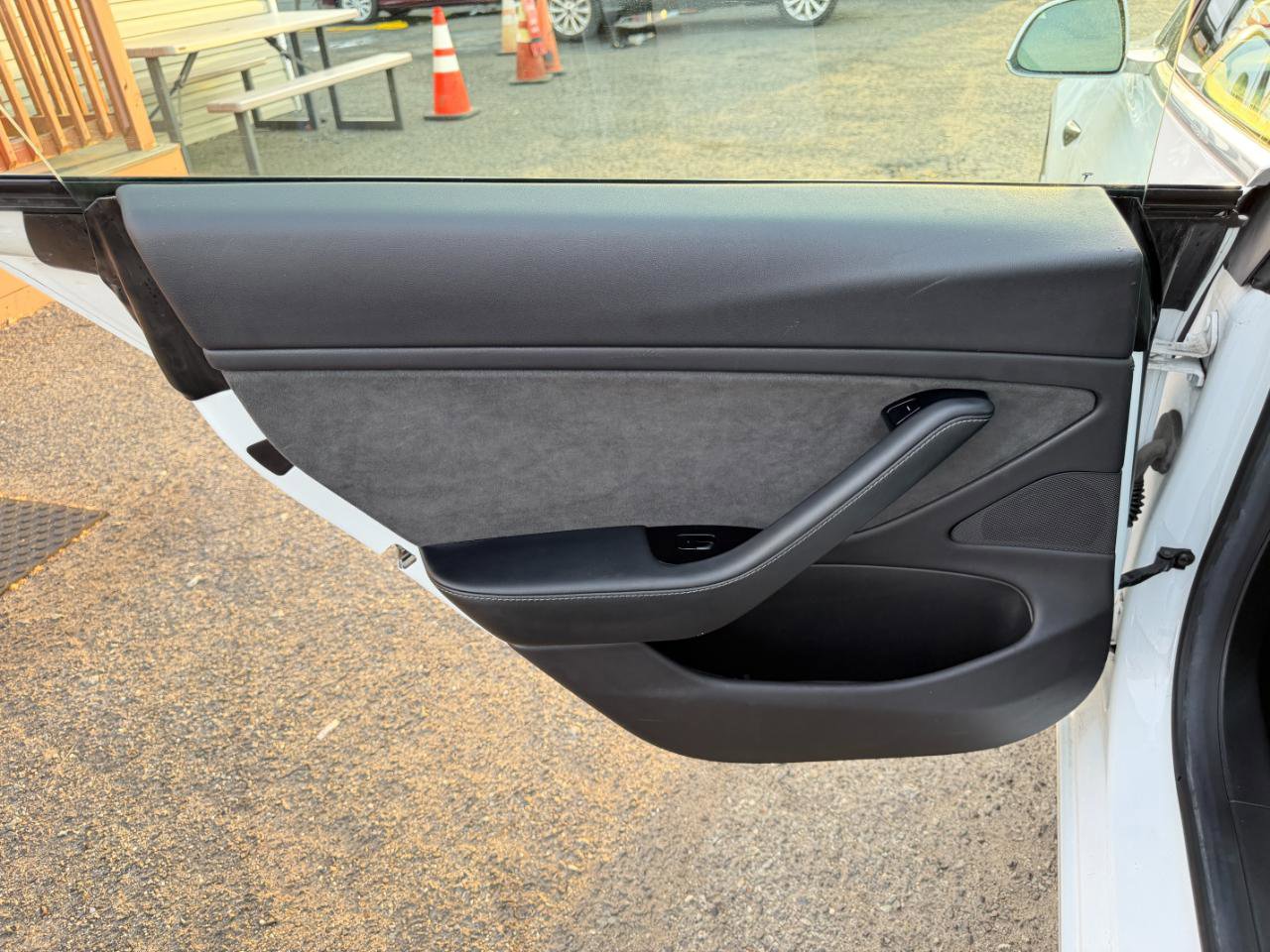 Used 2019 Tesla Model 3 Performance image 27