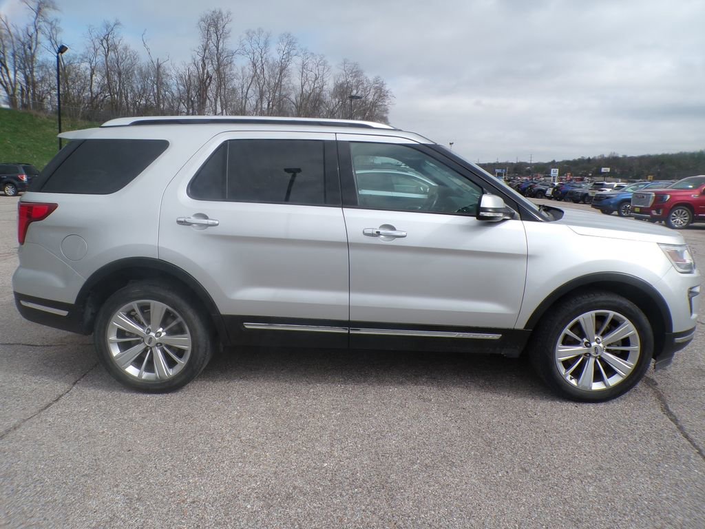 Used 2019 Ford Explorer Limited image 5