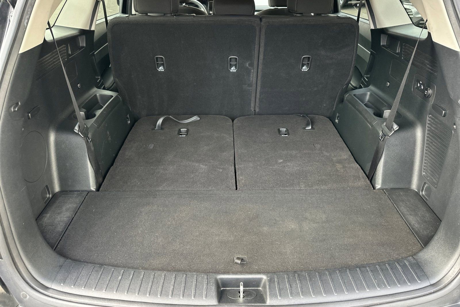 Used 2022 Kia Sorento LX image 19