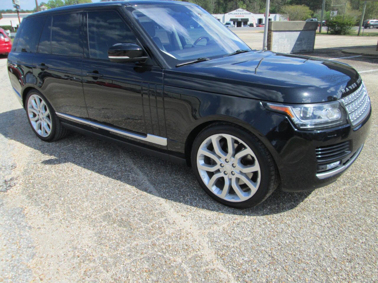 Used 2016 Land Rover Range Rover Supercharged image 25