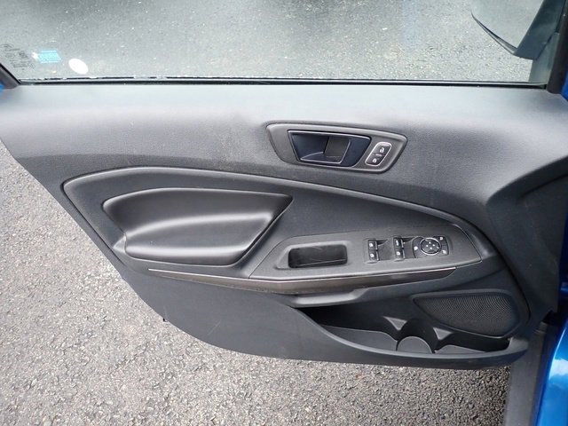 Used 2020 Ford EcoSport SES w/ SES Black Appearance Package image 19