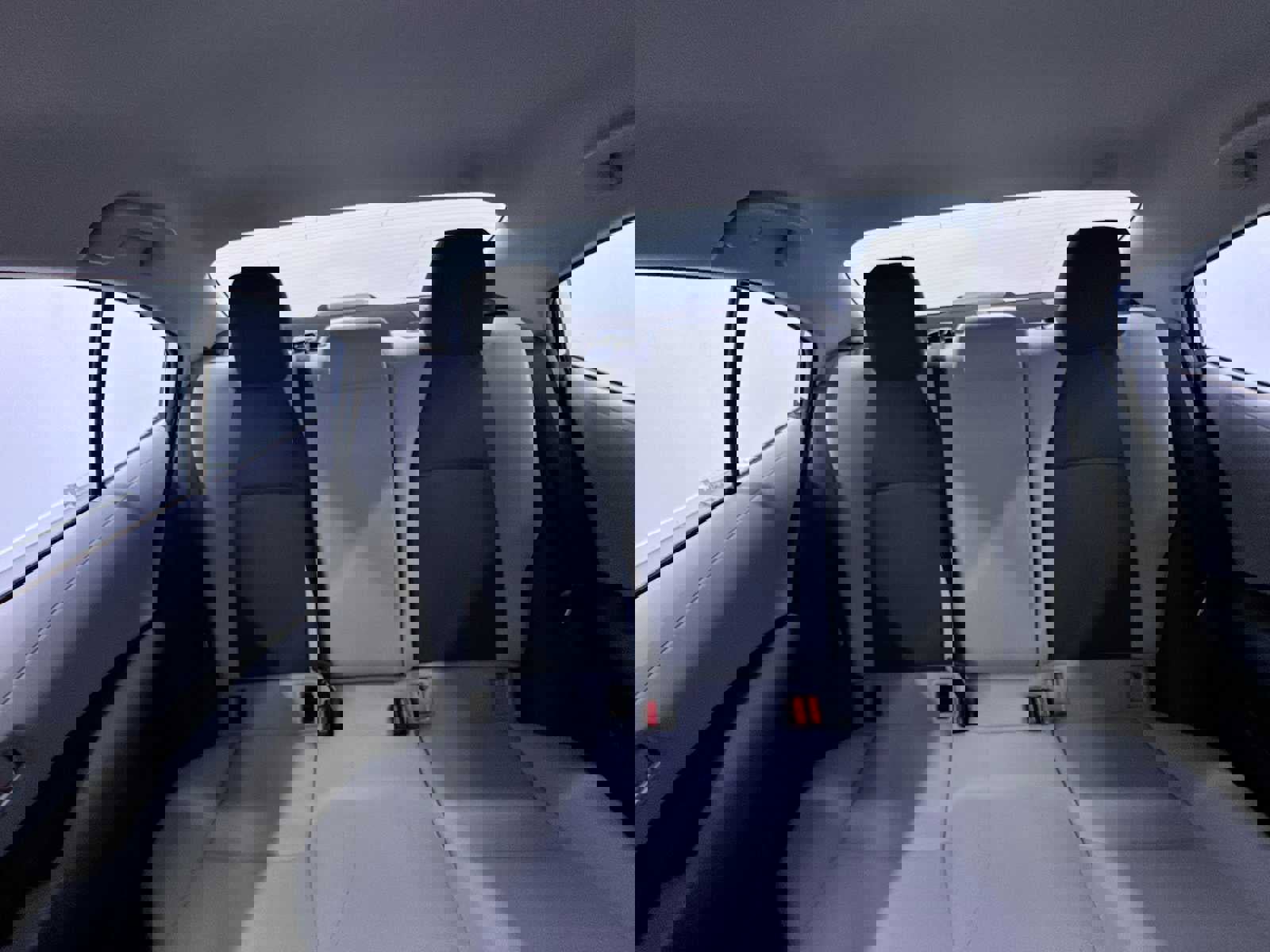 Used 2020 Toyota Corolla L image 35