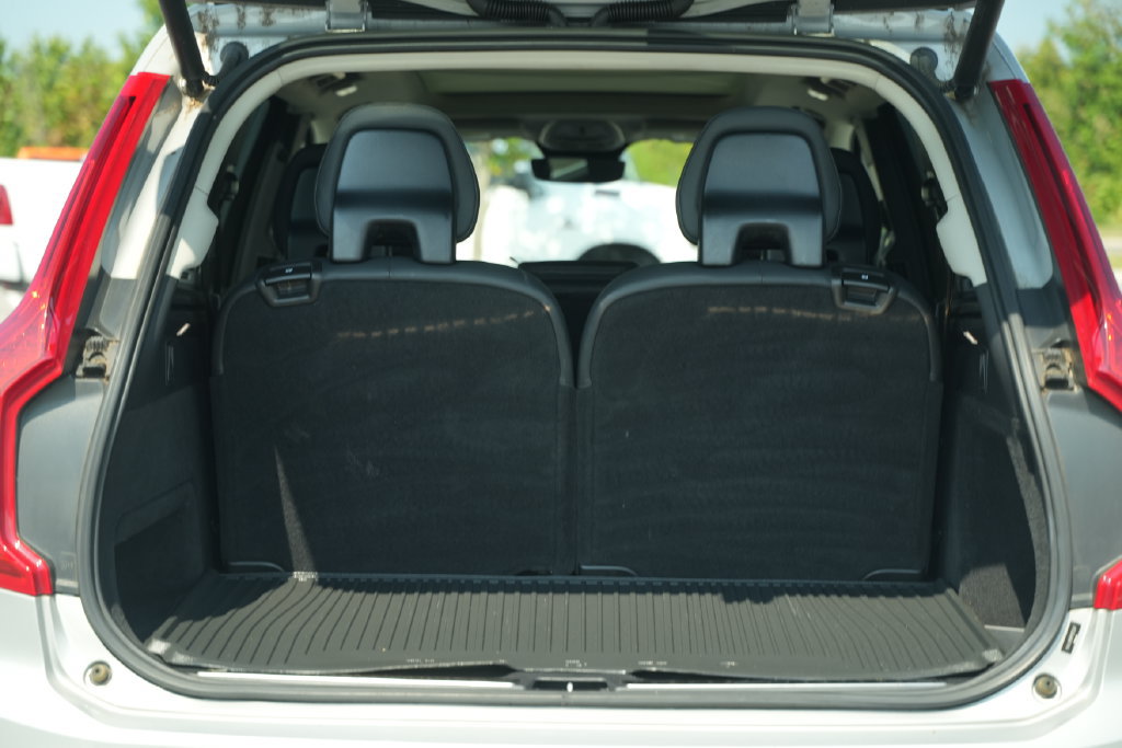 Used 2023 Volvo XC90 B5 Plus w/ Protection Package AWD/4WD image 22