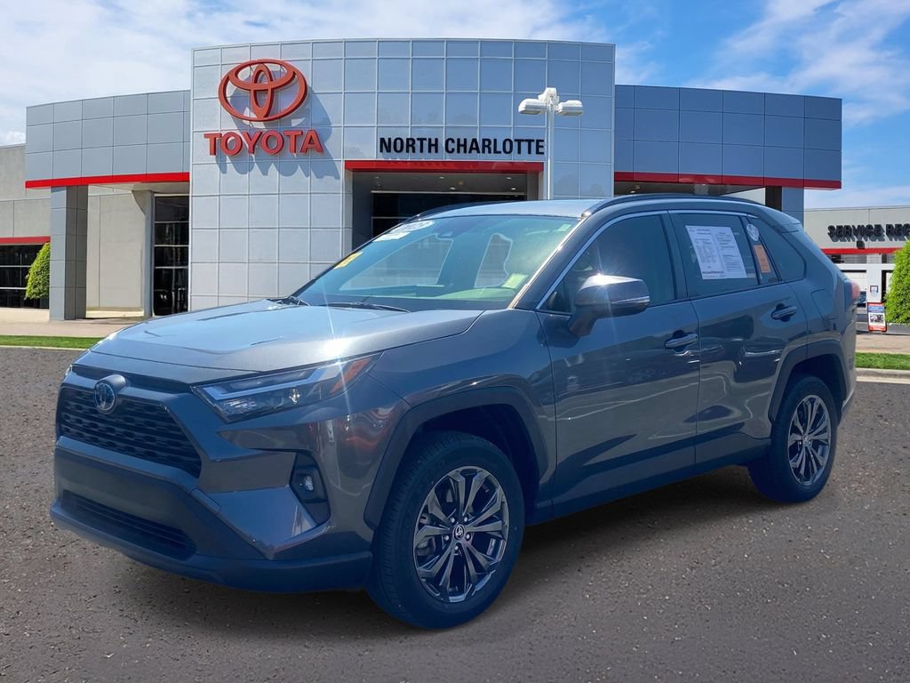 Used 2023 Toyota RAV4 XLE Premium AWD/4WD image 5