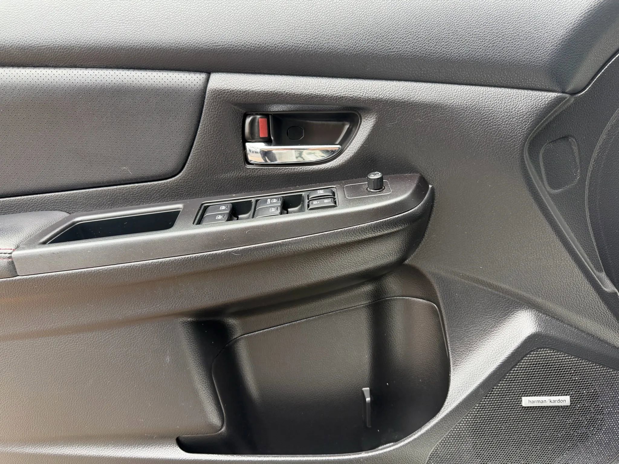 Used 2015 Subaru WRX Limited image 9