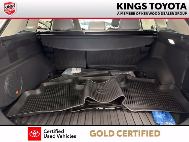Used 2023 Toyota RAV4 Limited w/ Limited Grade Weather Package AWD/4WD image 14