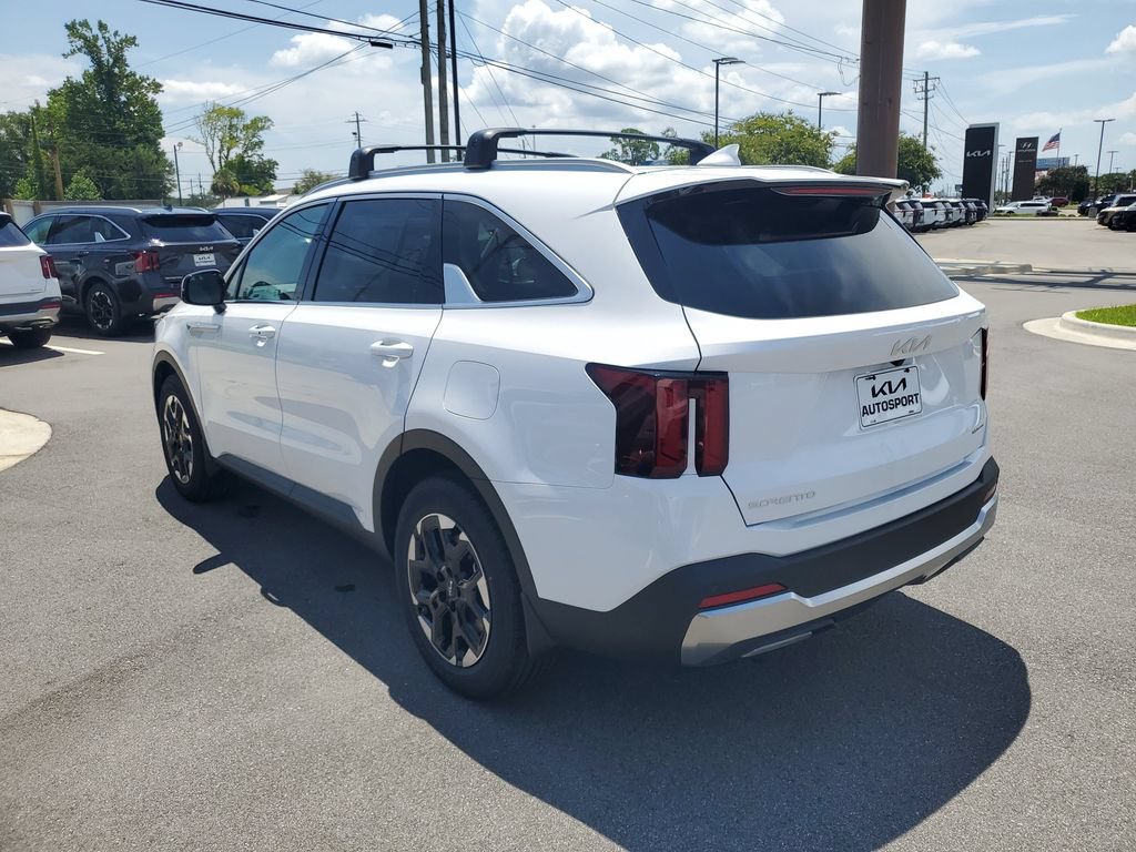 New 2026 Kia Sorento S w/ S Panoramic Sunroof Package FWD image 3