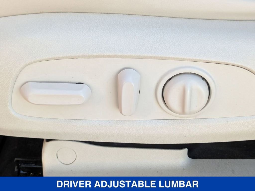 Used 2023 Buick Enclave Essence w/ Experience Buick Package image 16