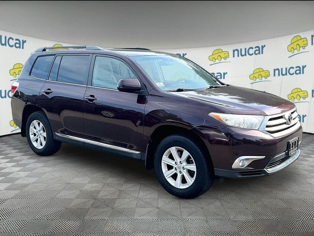 Used 2012 Toyota Highlander 4WD w/ Tech Pkg image 1