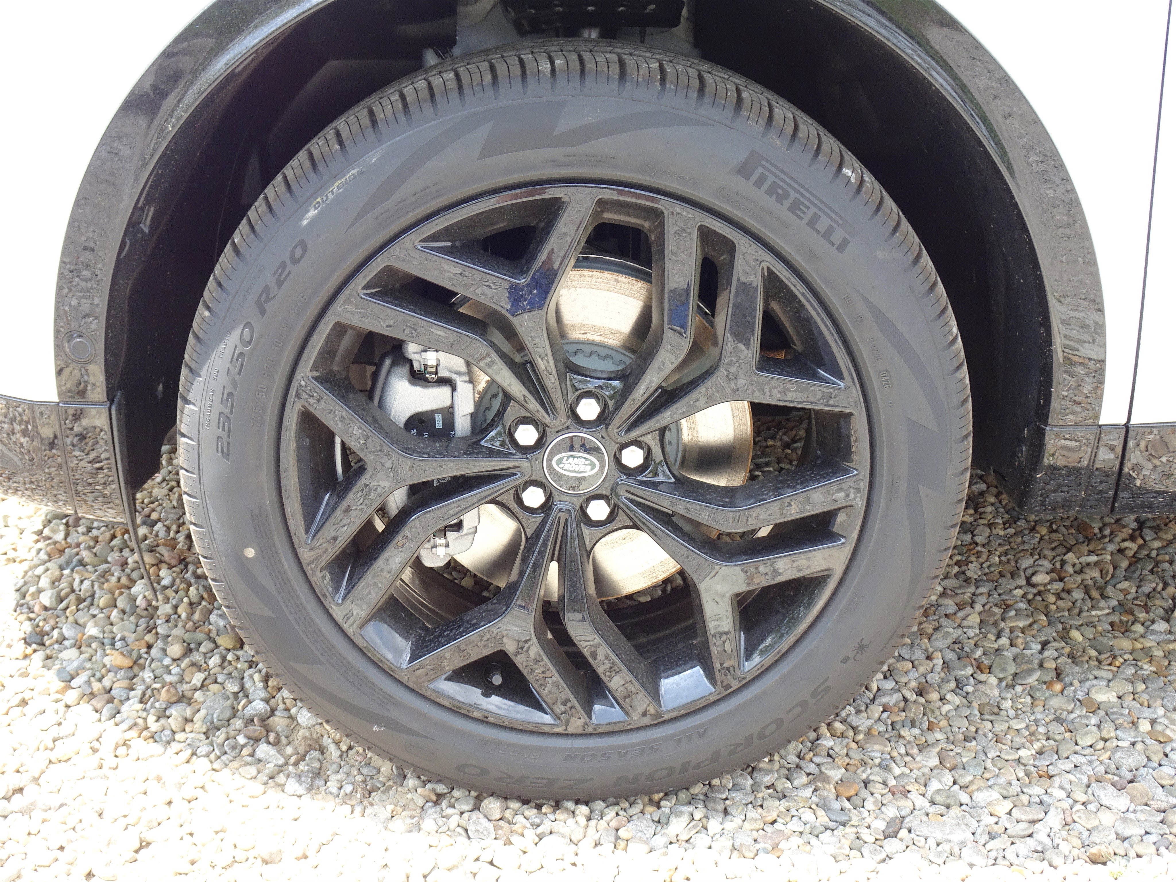 New 2026 Land Rover Discovery Sport Landmark image 28