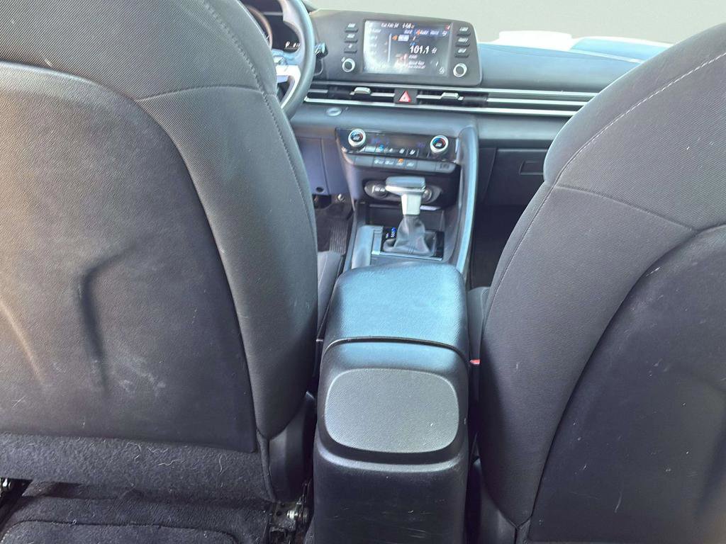 Used 2021 Hyundai Elantra SEL FWD image 24