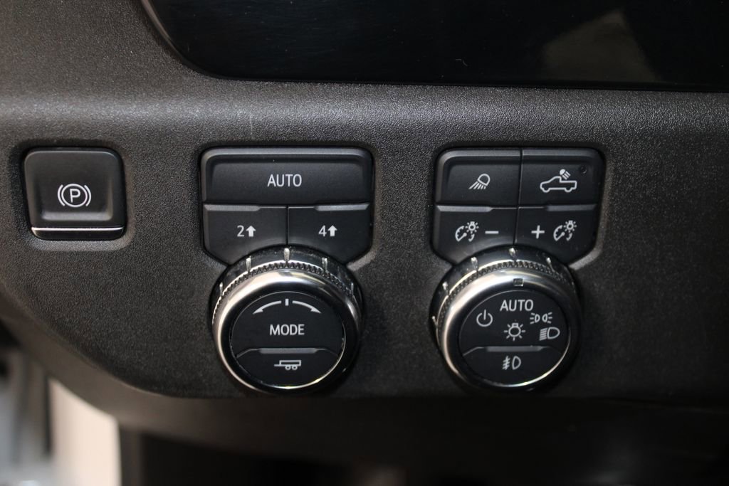 Used 2024 GMC Sierra 1500 SLT image 43