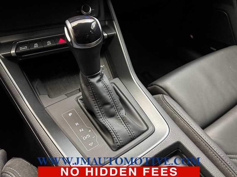 Used 2022 Audi Q3 2.0T Premium Plus AWD/4WD image 32