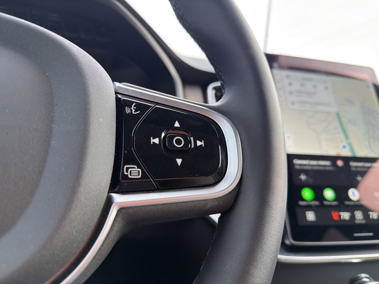 New 2026 Volvo XC90 B6 Core w/ Protection Package Premier image 61