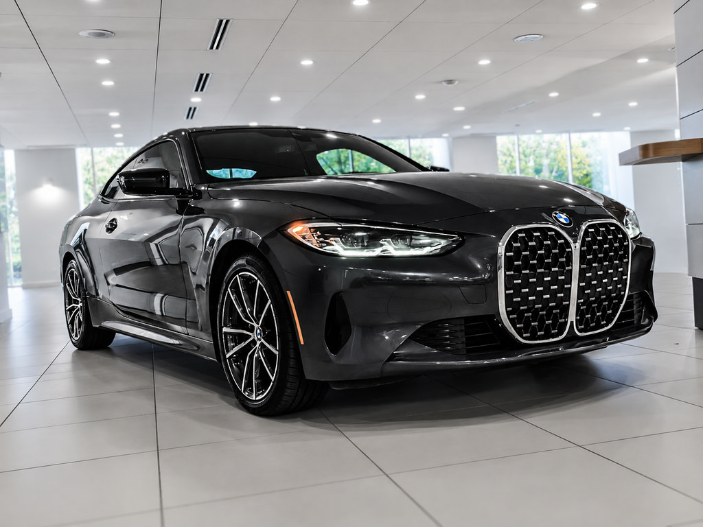 Used 2022 BMW 430i xDrive Coupe w/ Premium Package 2 AWD/4WD image 4