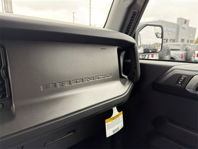 New 2025 Ford Bronco Badlands image 24