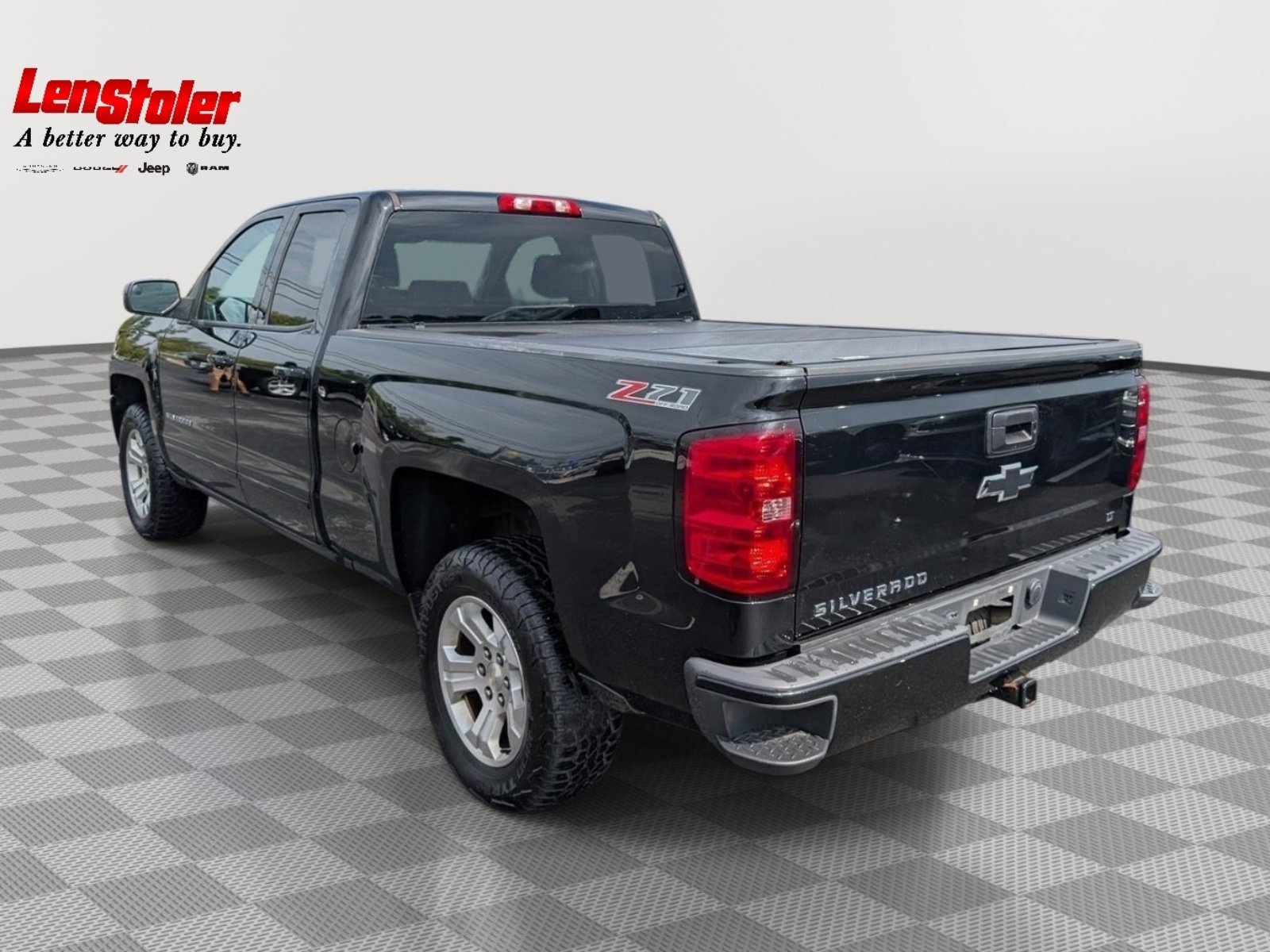 Used 2017 Chevrolet Silverado 1500 LT AWD/4WD image 3