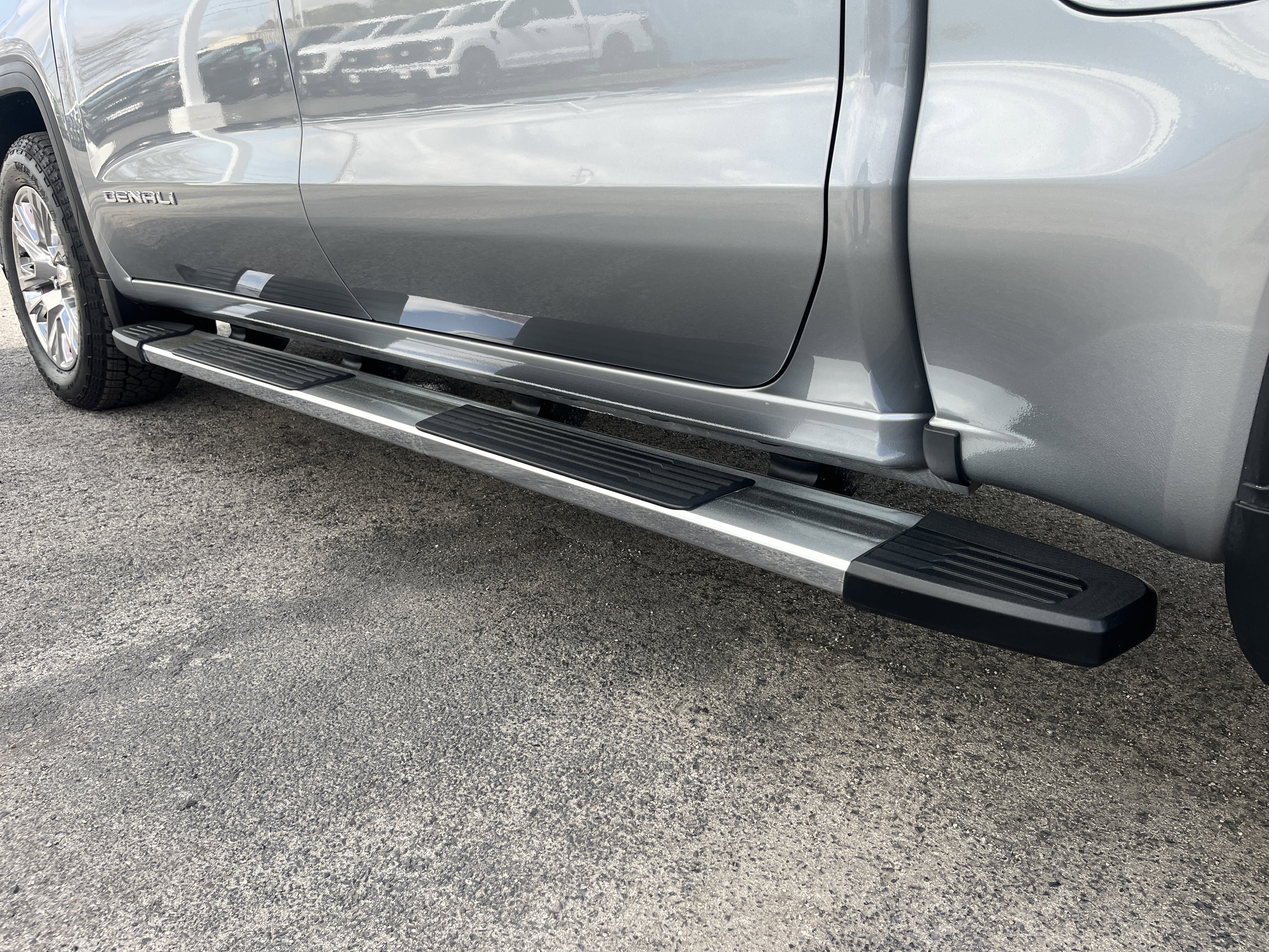 Used 2024 GMC Sierra 1500 Denali w/ Technology Package image 11