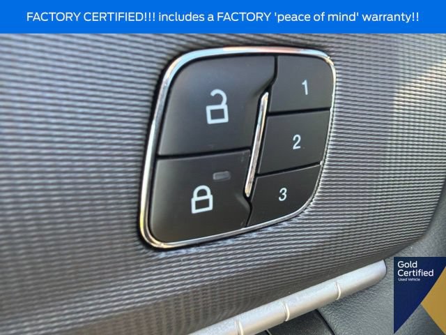 Used 2025 Ford Explorer ST AWD/4WD image 30