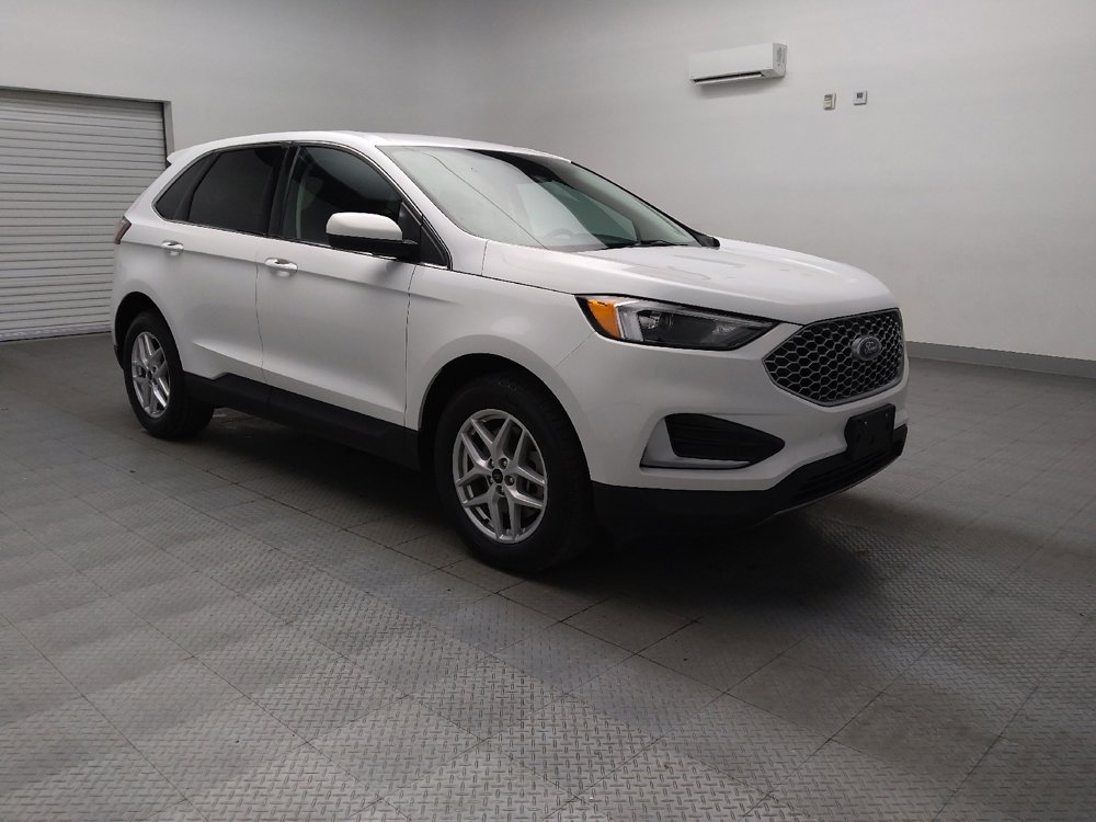 Used 2024 Ford Edge SEL image 13