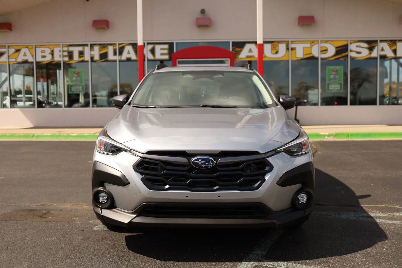 Used 2024 Subaru Crosstrek 2.0i Premium AWD/4WD image 2