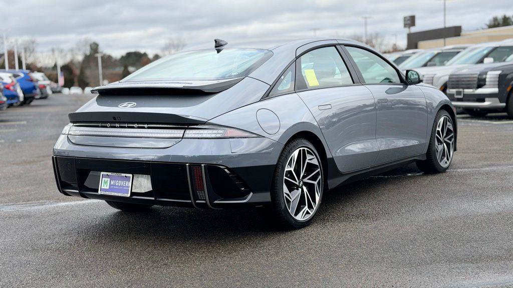 New 2025 Hyundai Ioniq 6 SEL image 6