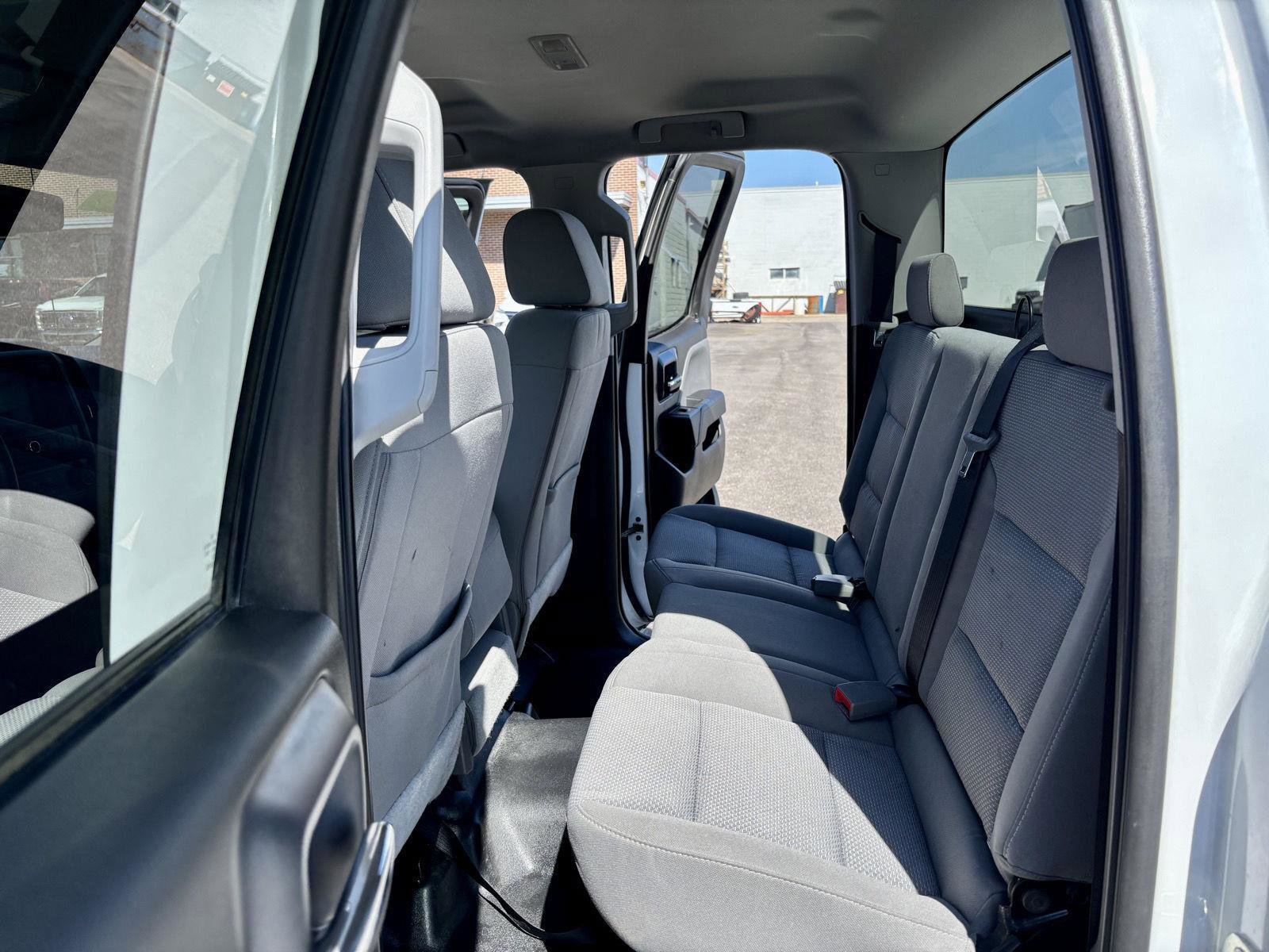 Used 2018 Chevrolet Silverado 1500 W/T w/ WT Convenience Package AWD/4WD image 22